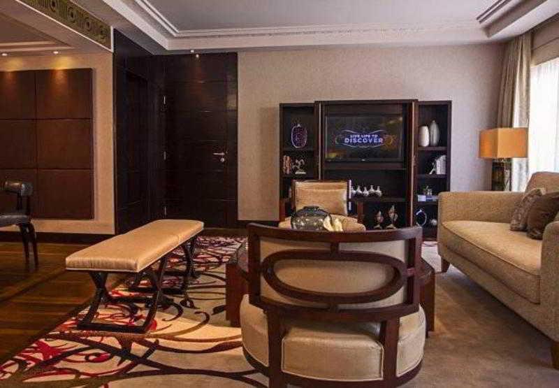 Renaissance Cairo Mirage City Hotel