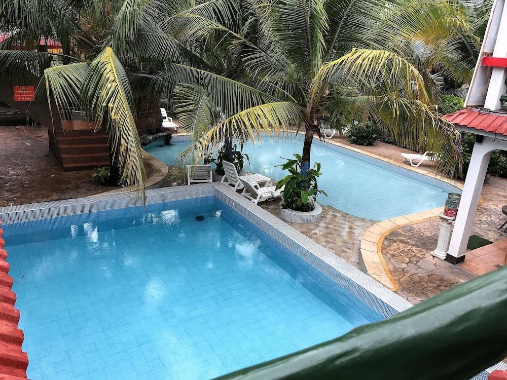 Mi Paraiso Hotel & Resort