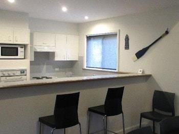 Eucalypt Deluxe Family Resort Cottage