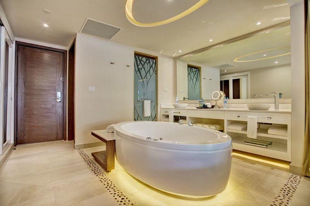 Hideaway At Royalton Negril