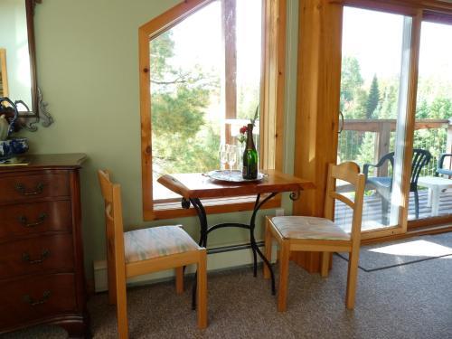 Sunny Rock Bed & Breakfast