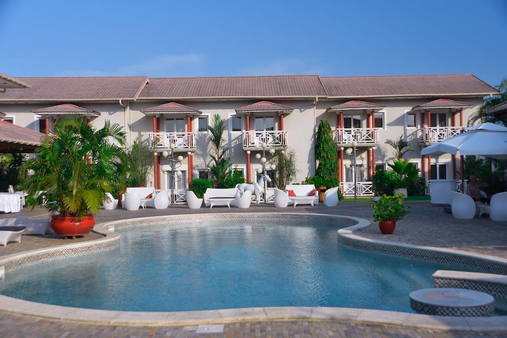 Nomad Suites Residence