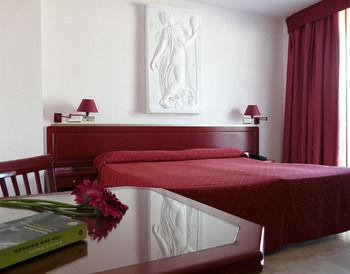 Cleopatra Palace Hotel