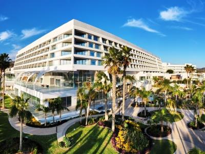 Parklane Resort And Spa