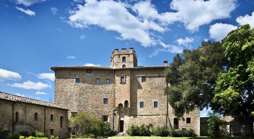 Relais Castel Porrona
