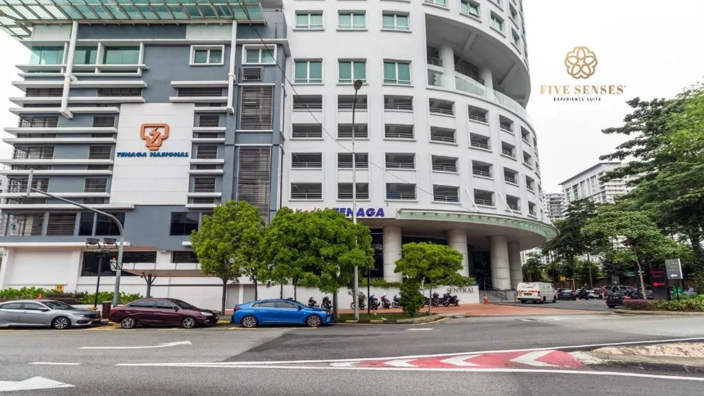 Dua Sentral By Five Senses