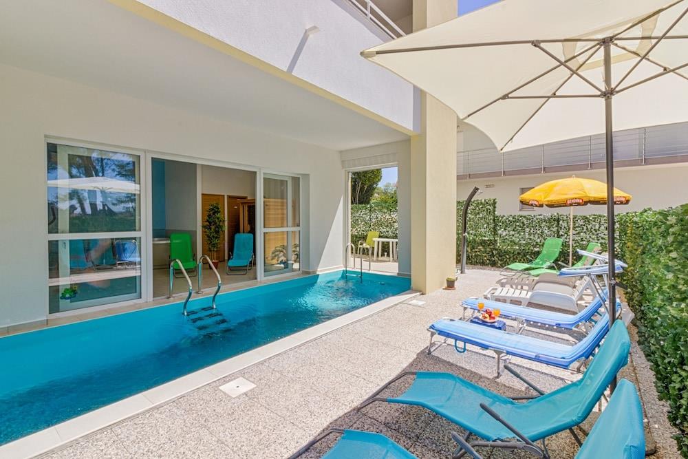 Apartments Villa Ema