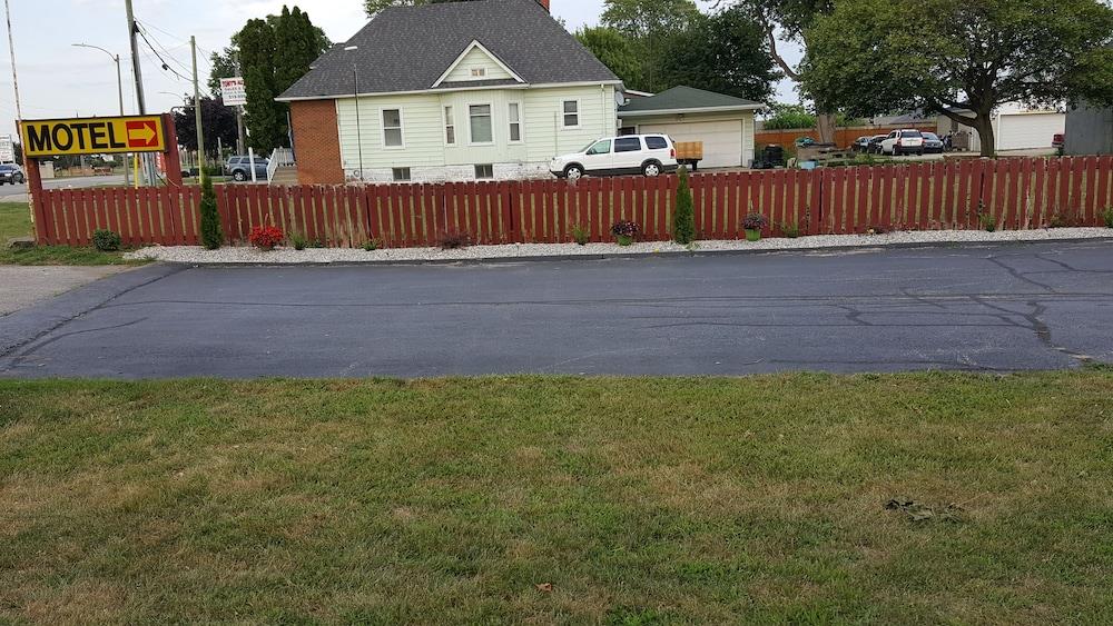 Town'n Country Motor Inn