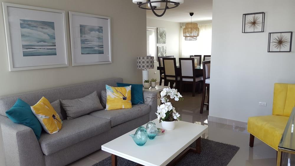 Apartamento Nuevo En Tecasa Dorado Calle 11 Gurabo Santiago