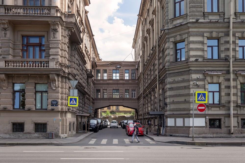 City Of Rivers Near Hermitage Premium