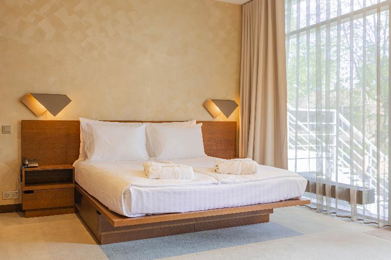 Rixwell Collection Seaside Hotel