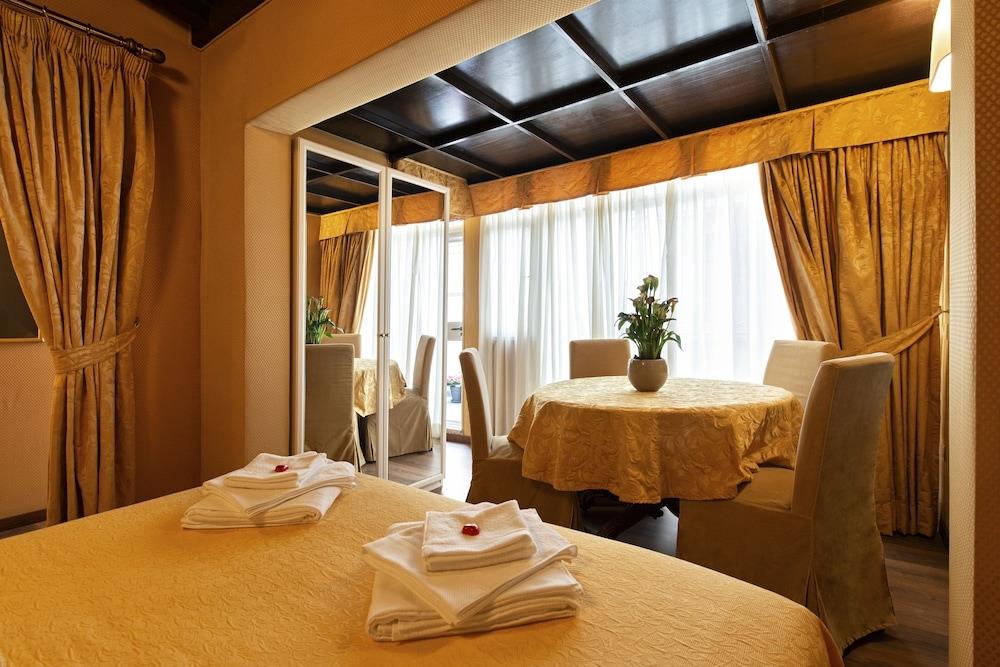 Kilmokea Country Manor & Gardens