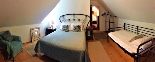 Waterfront Muskoka Ontario Cottage