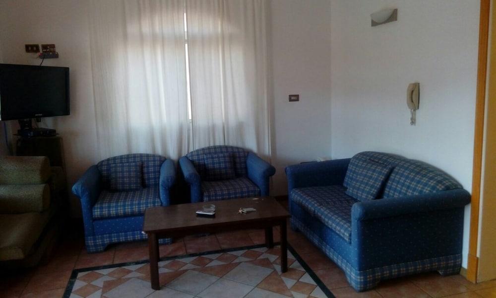 Sadeem Village & Chalet