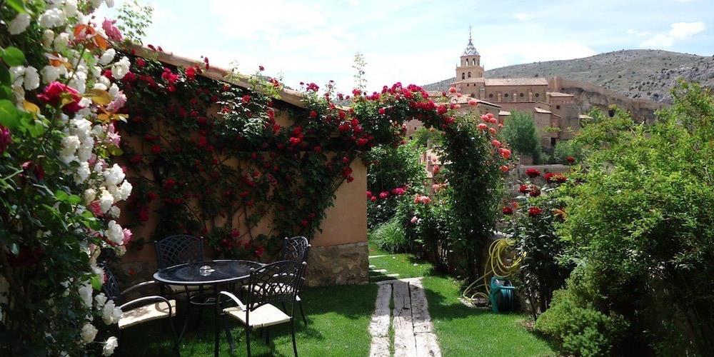 La Casa Del Tio Americano