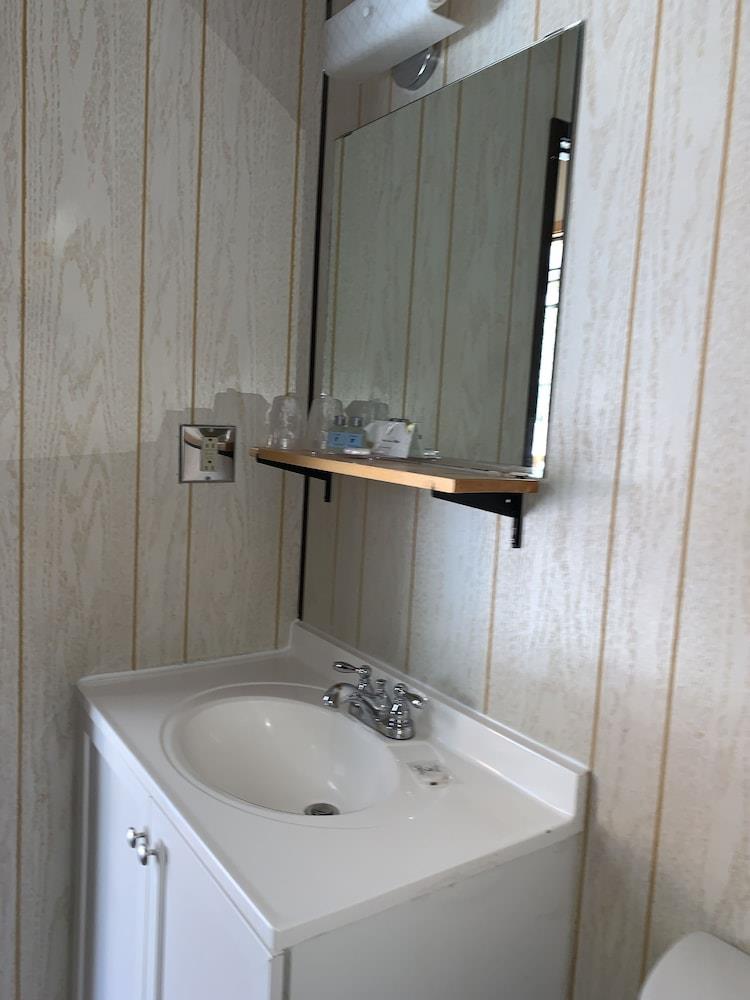 Greenview Motel And Rv Park