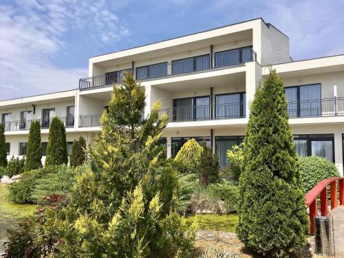 Garden Hotel Medical And Spa