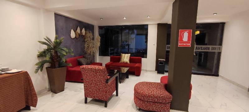 Ferre Boulevard Machu Picchu