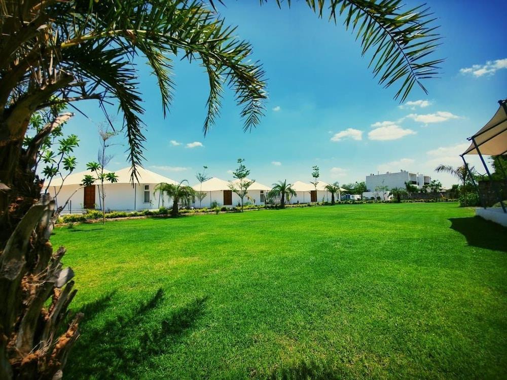 Clarks Safari Ranthambore