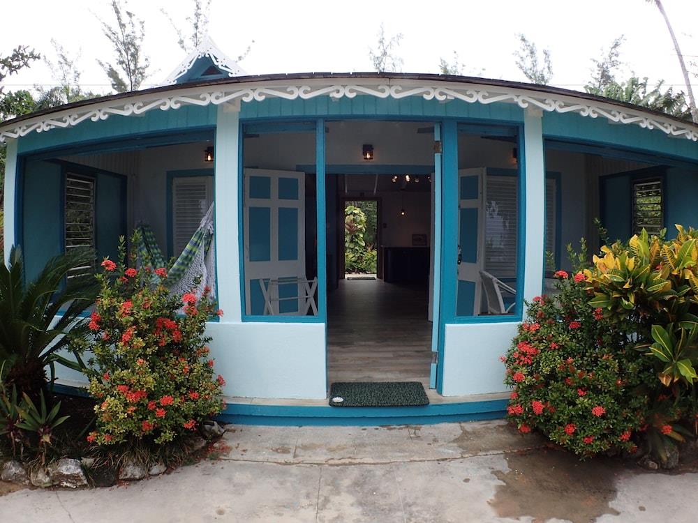 Bahia Runaway Bay Jamaica Villas 1Br