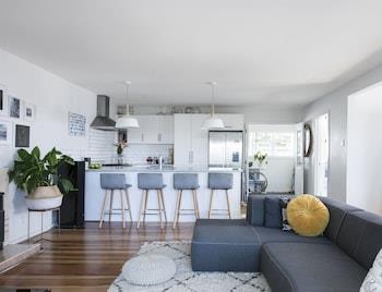 Luxury Oneroa Retreat