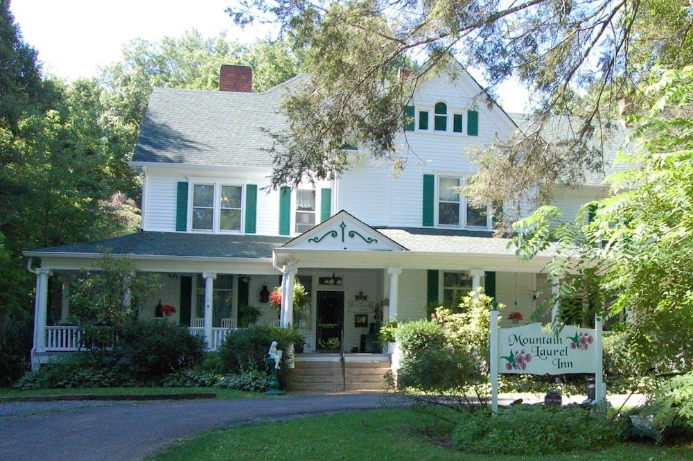 Mountain Laurel Inn