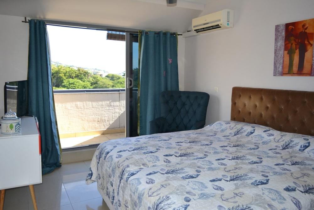 Hanalei Duplex Downtown Papeete A C Wifi 2 Persons