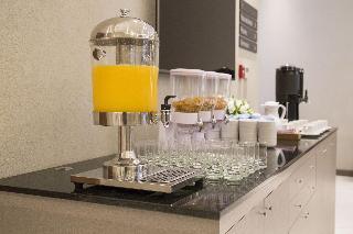 Hotel Land Plaza La Plata