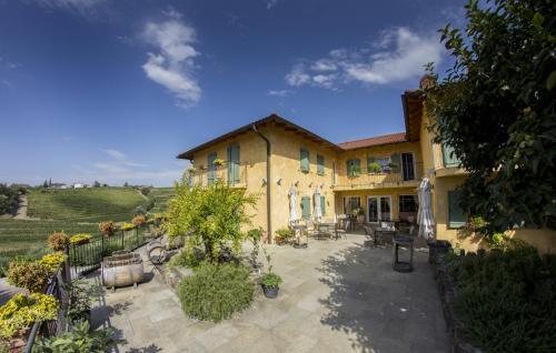 Guest House Kabaj Morel