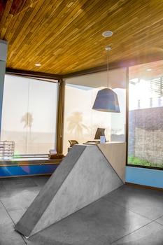 Puro Surf Hotel and Academy