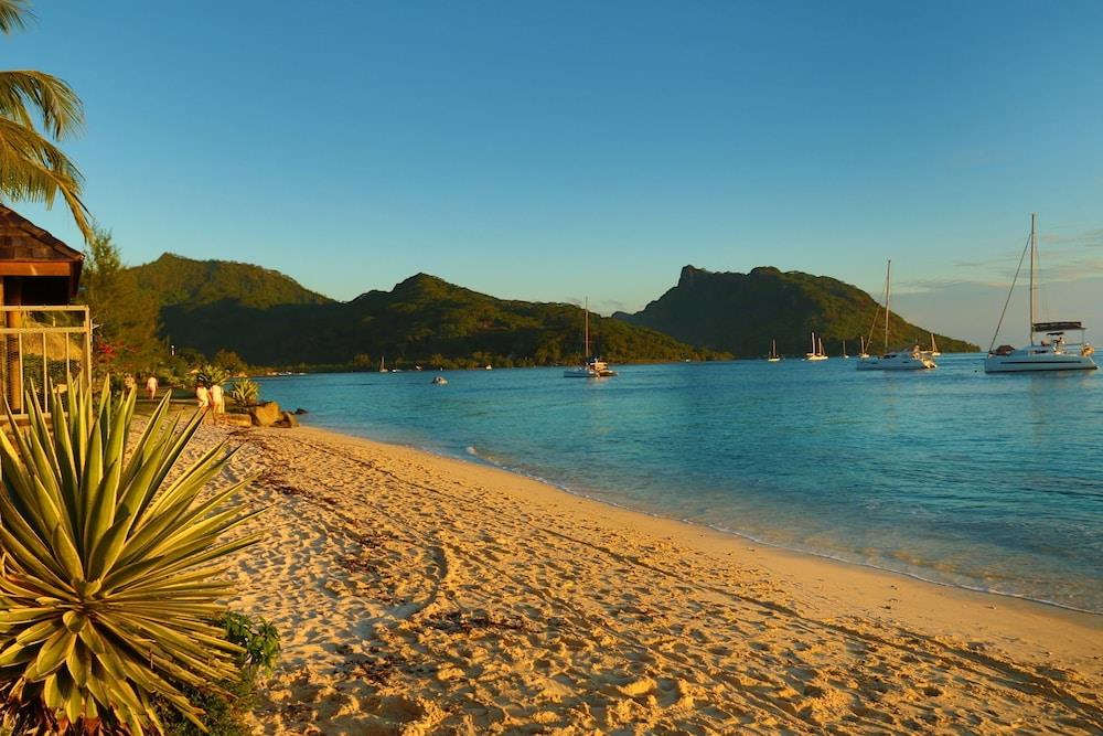 Hana Iti Beach House