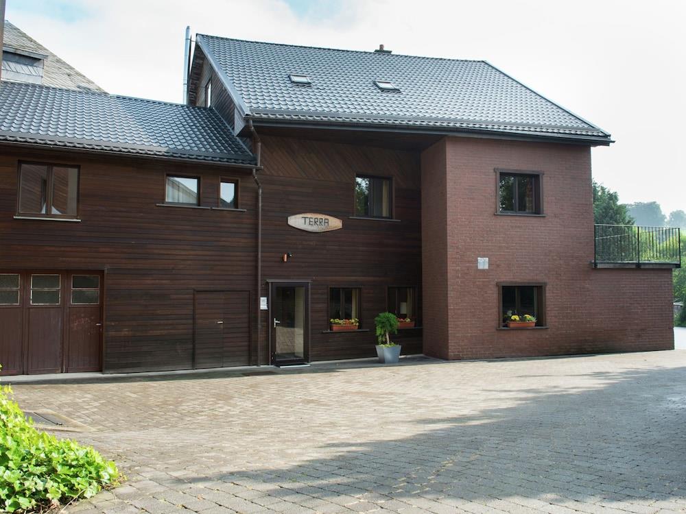 Child-Friendly Holiday Home In Waimes With Sauna And Jacuzzi