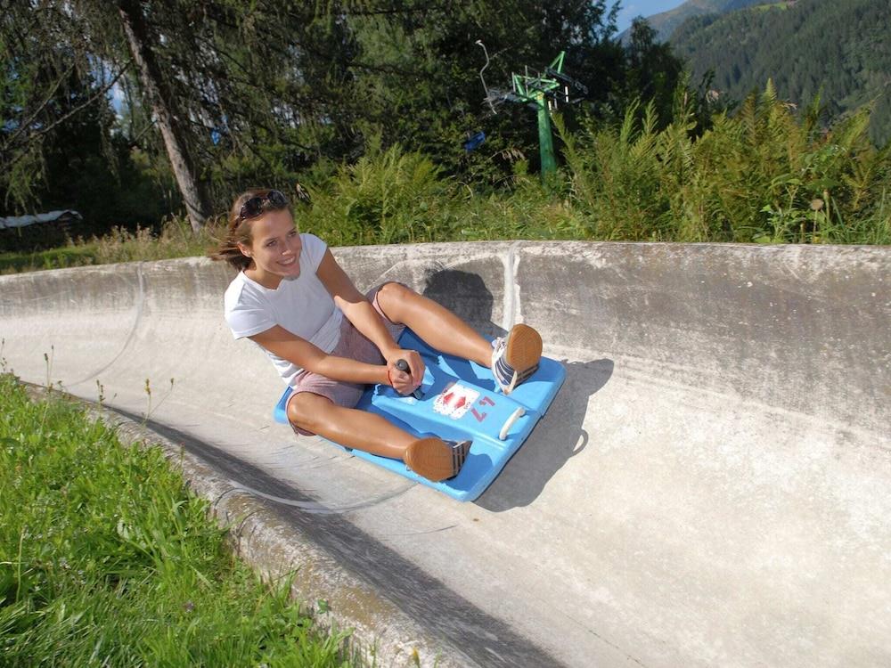 Spacious Apartment Near Ski Area In Liebetig