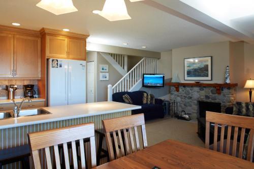 Madrona Beach Resort