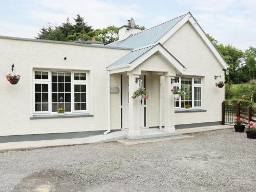 Hawthorn Hideaway Manorhamilton