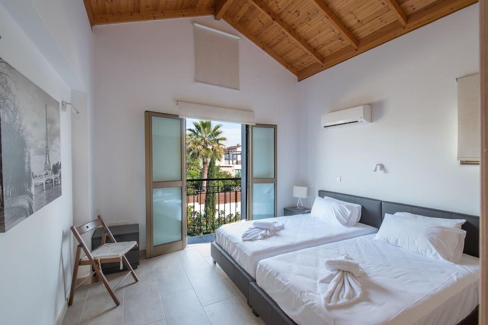 Cyprus Ionion Villas 2 Gold