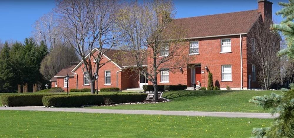 Rose Hill Grand Niagara Estate