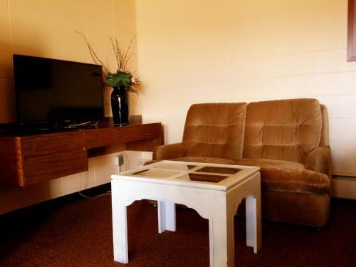 Alpine Lodge Motel & Restaurant