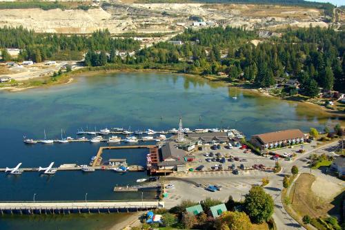 Royal Reach Motel & Marina