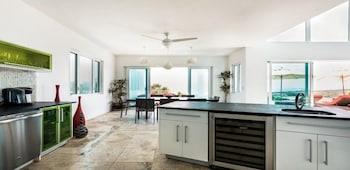 Villa Tequila Sunrise