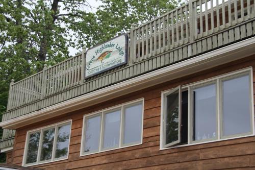 Green Highlander Lodge