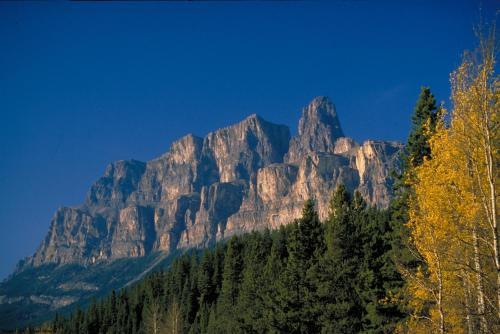 Hi Castle Mountain Hostel