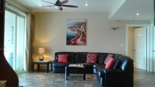 Above Naramata Bed & Breakfast