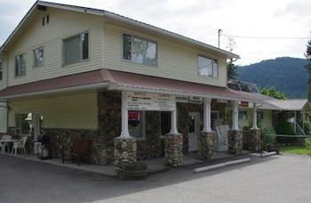 Totem Motel & Resort