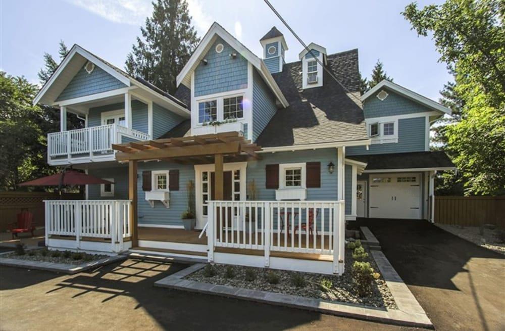 Kelowna Bed And Breakfast Ltd.