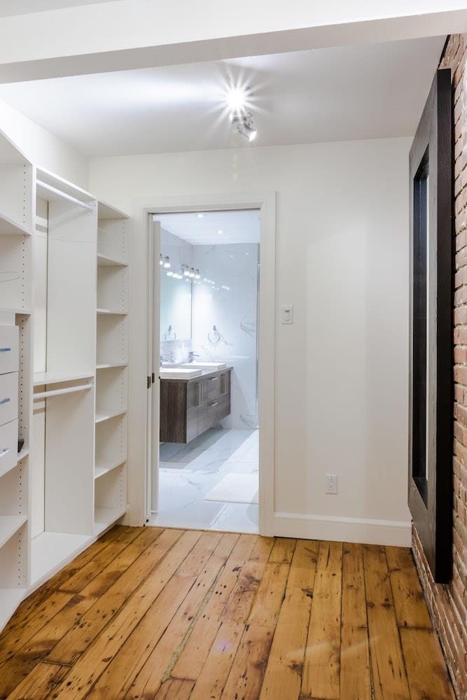 1858 Upscale Lofts In Old Montreal By Nuage