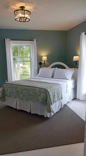 Aaron's Dove House Bed & Breakfast Harbourside