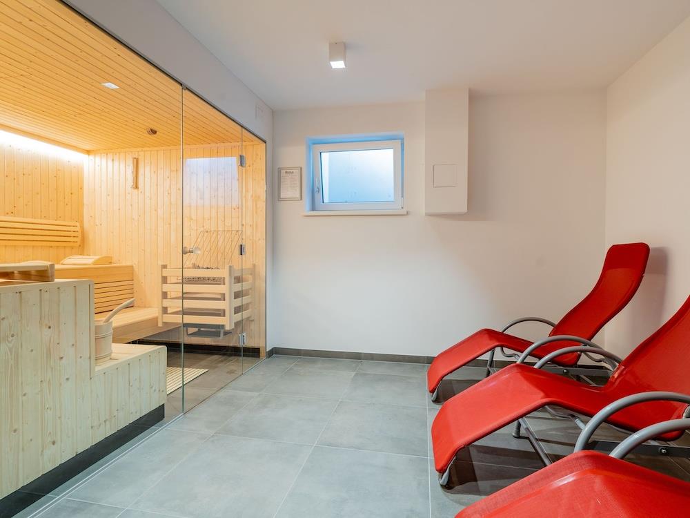 Scenic Holiday Home With Sauna In Niedernsill