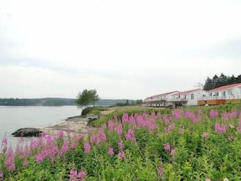 Clipper Shipp Beach Motel