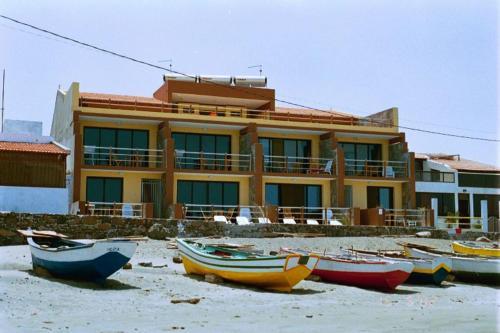 Aparthotel Praia Baixo